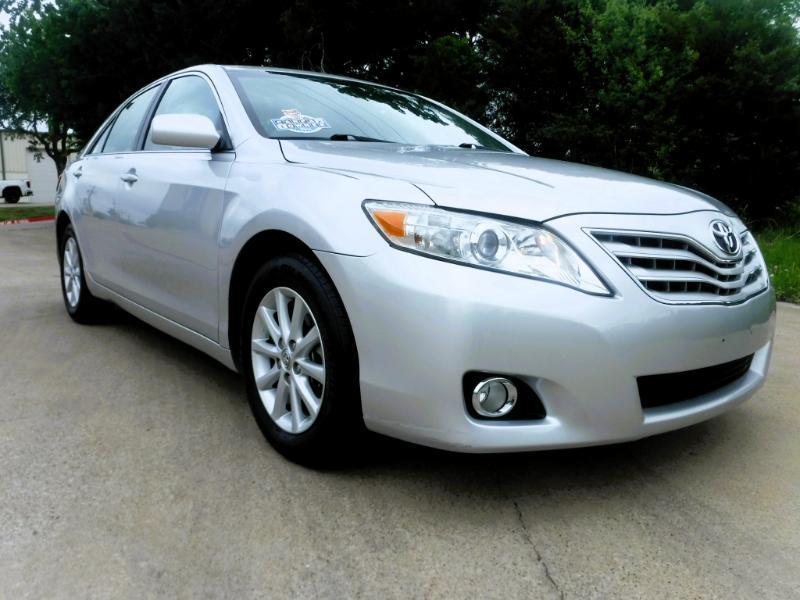 Toyota Camry XLE 2011