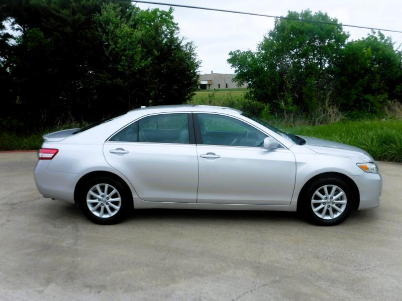 Toyota Camry XLE 2011