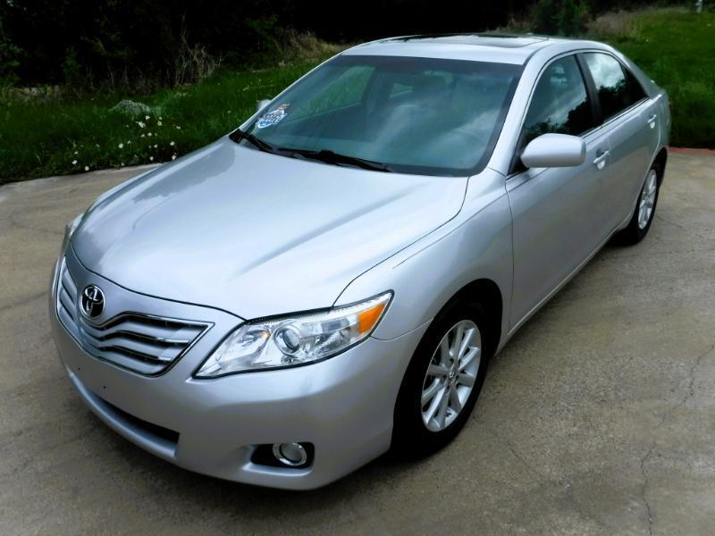 Toyota Camry XLE 2011