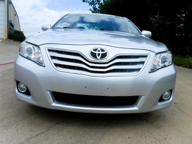 Toyota Camry XLE 2011