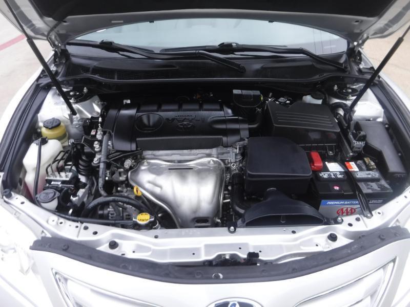 Toyota Camry XLE 2011