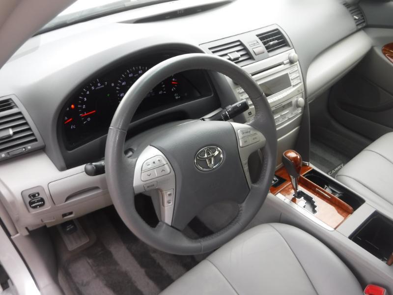 Toyota Camry XLE 2011