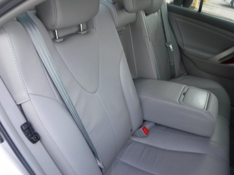 Toyota Camry XLE 2011