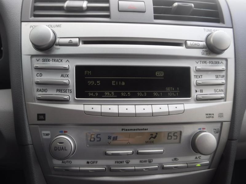 Toyota Camry XLE 2011