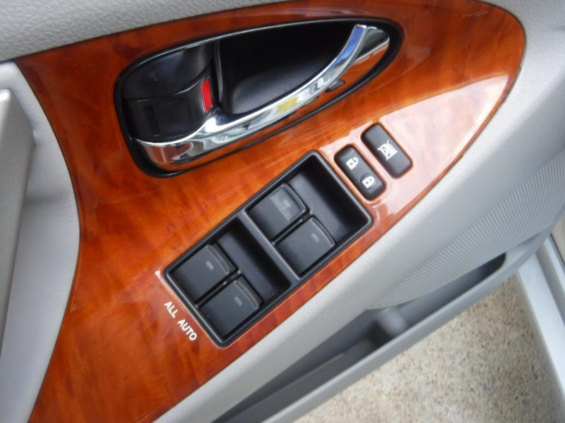 Toyota Camry XLE 2011