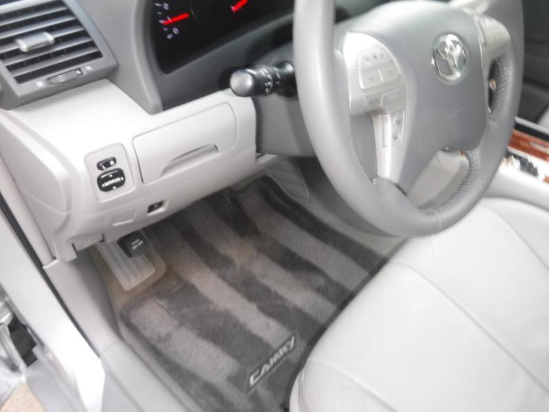 Toyota Camry XLE 2011