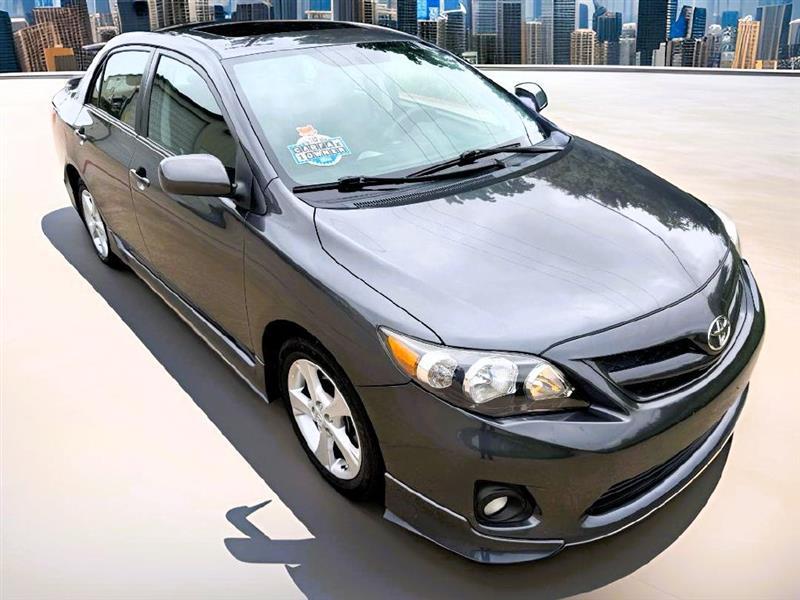 Toyota Corolla S 2011