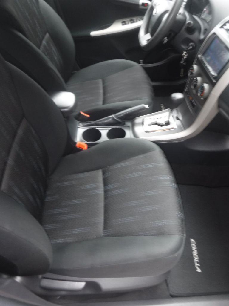 Toyota Corolla S 2011