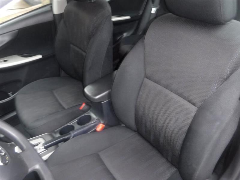 Toyota Corolla S 2011