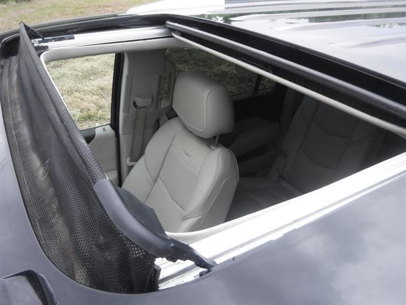 Cadillac Escalade ESV Premium 4WD 2017