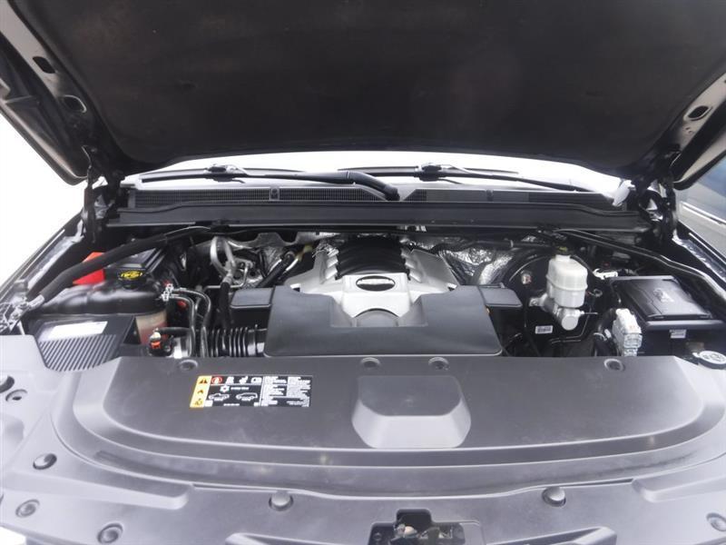 Cadillac Escalade ESV Premium 4WD 2017