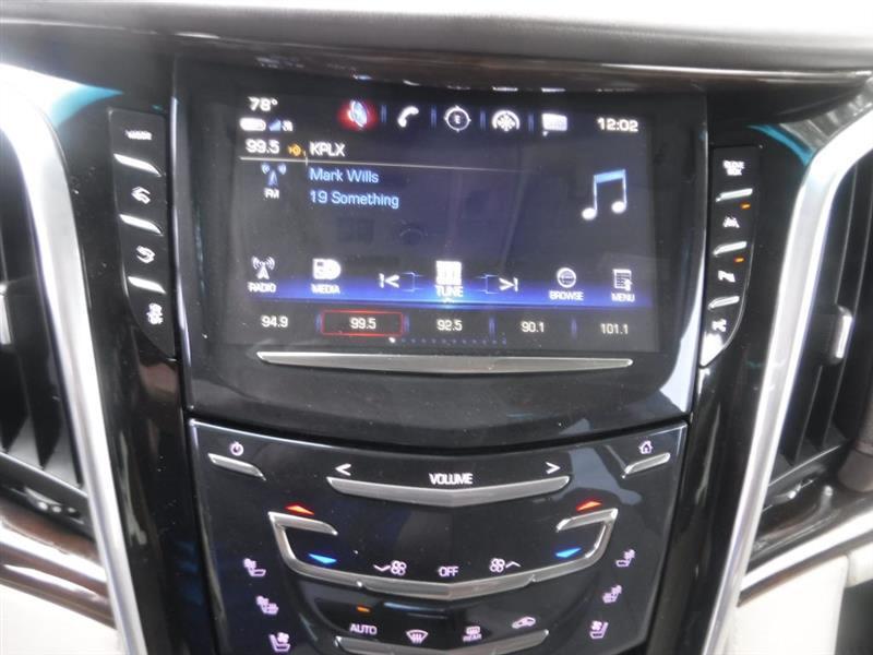 Cadillac Escalade ESV Premium 4WD 2017