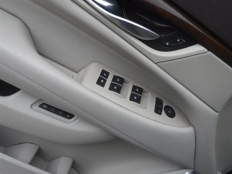 Cadillac Escalade ESV Premium 4WD 2017
