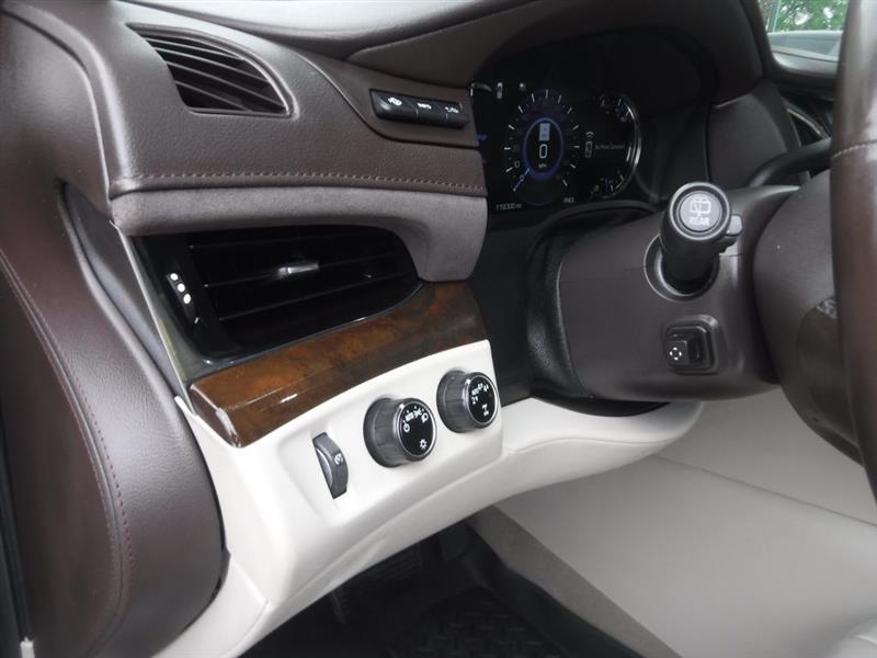 Cadillac Escalade ESV Premium 4WD 2017