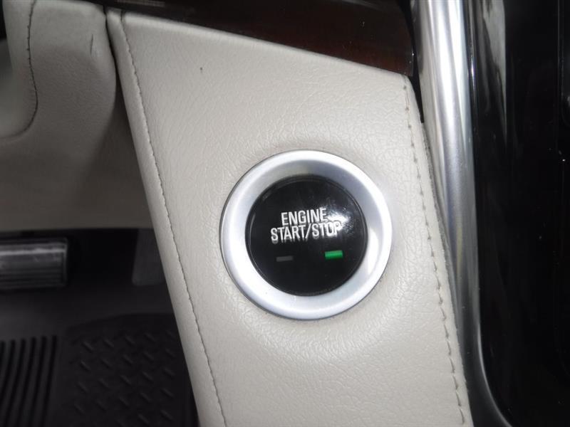 Cadillac Escalade ESV Premium 4WD 2017