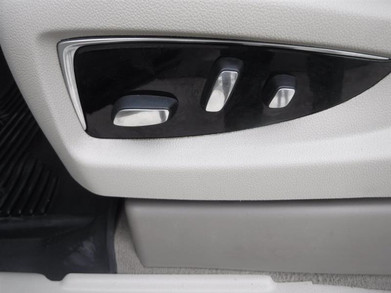 Cadillac Escalade ESV Premium 4WD 2017