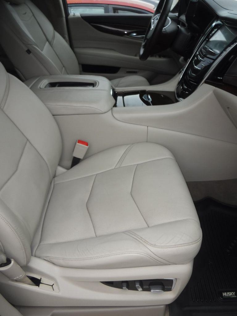 Cadillac Escalade ESV Premium Luxury 4D SUV 4WD 2017