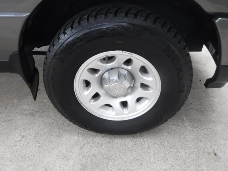 Ford Ranger XLT SuperCab 4-Door 4WD 2011