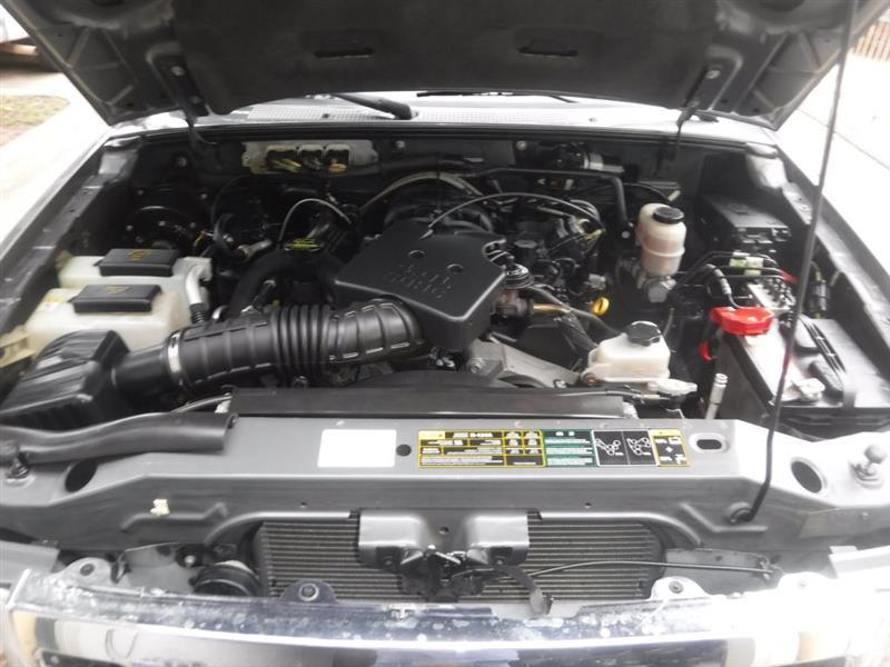 Ford Ranger XLT SuperCab 4-Door 4WD 2011