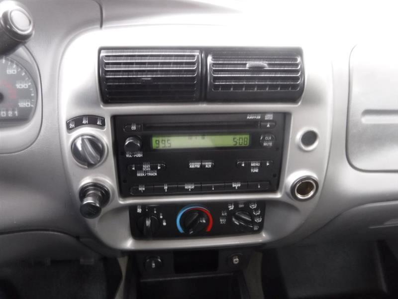 Ford Ranger XLT SuperCab 4-Door 4WD 2011