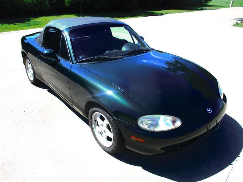 Mazda MX-5 Miata SE 2002