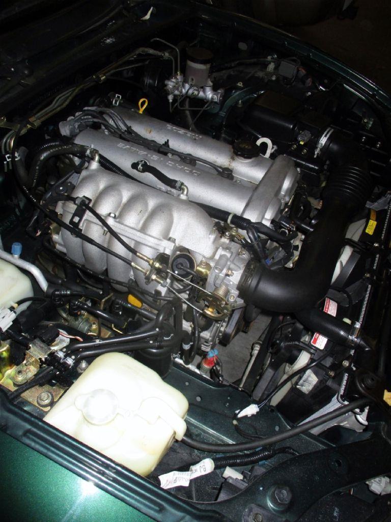 Mazda MX-5 Miata SE 2002