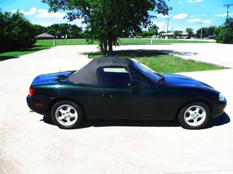Mazda MX-5 Miata SE 2002
