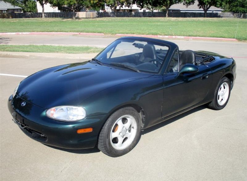 Mazda MX-5 Miata SE 2002