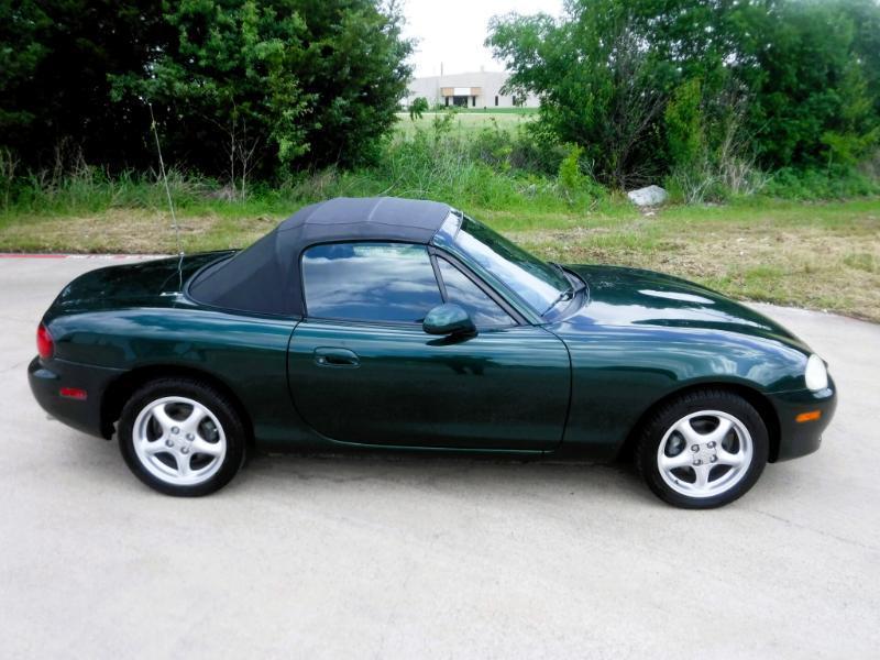 Mazda MX-5 Miata SE 2002