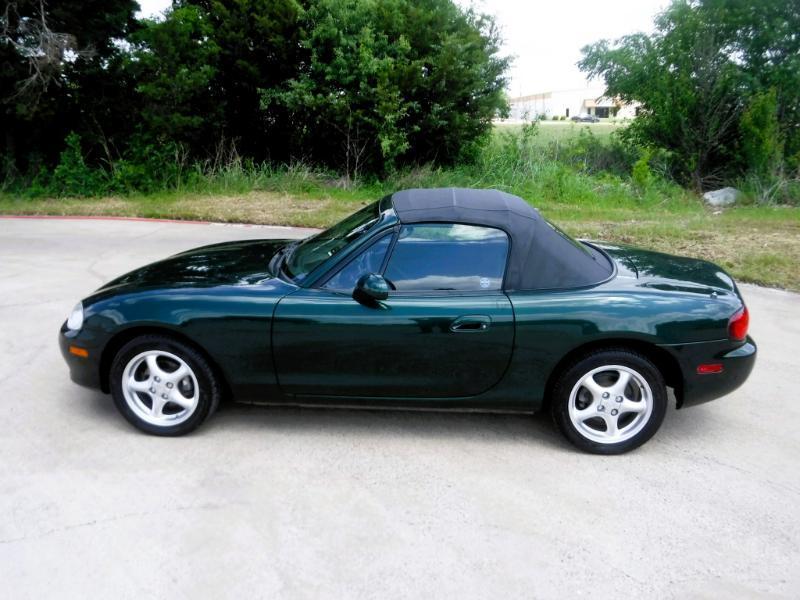 Mazda MX-5 Miata SE 2002