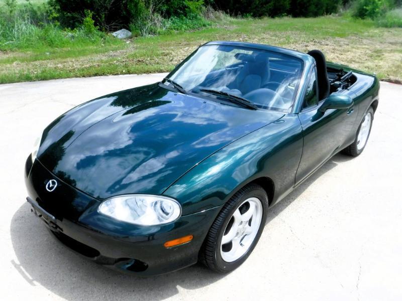 Mazda MX-5 Miata SE 2002
