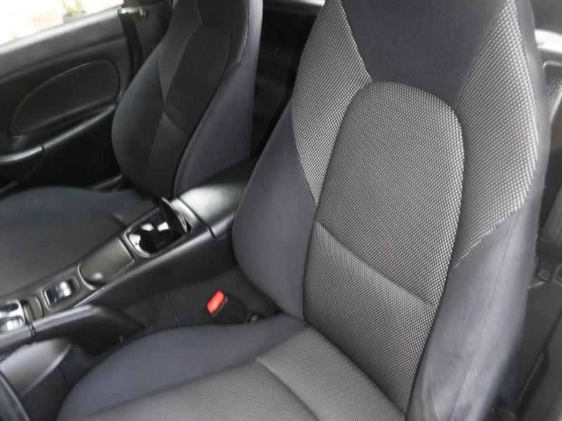 Mazda MX-5 Miata SE 2002