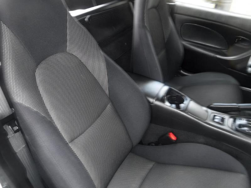 Mazda MX-5 Miata SE 2002