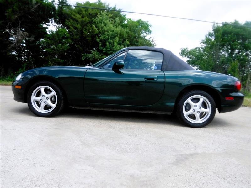 Mazda MX-5 Miata SE 2002