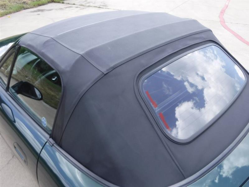 Mazda MX-5 Miata SE 2002