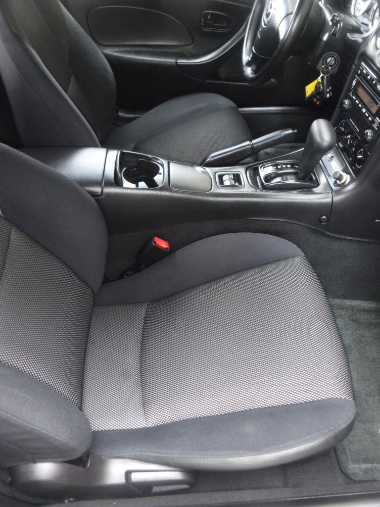 Mazda MX-5 Miata SE 2002