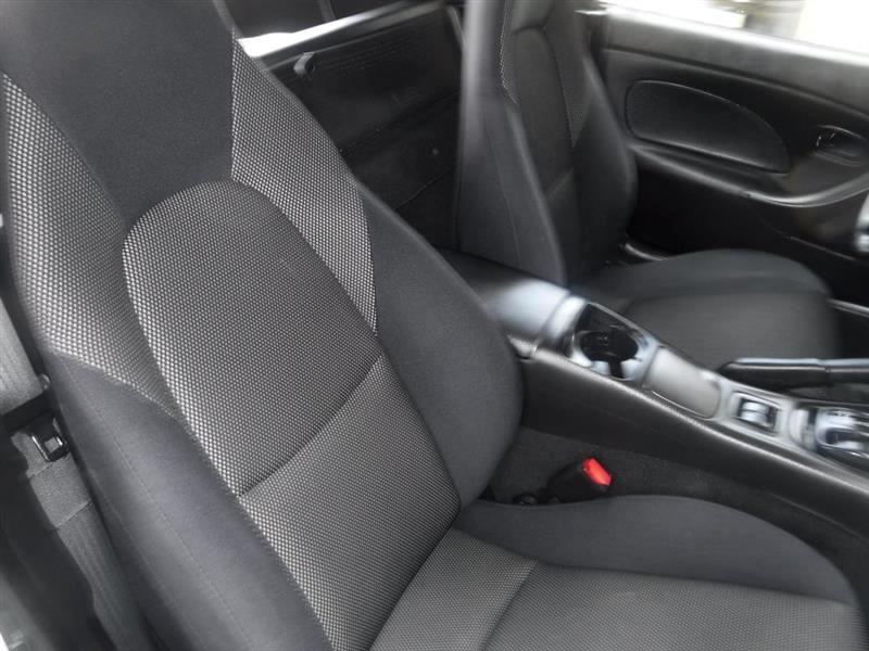 Mazda MX-5 Miata SE 2002