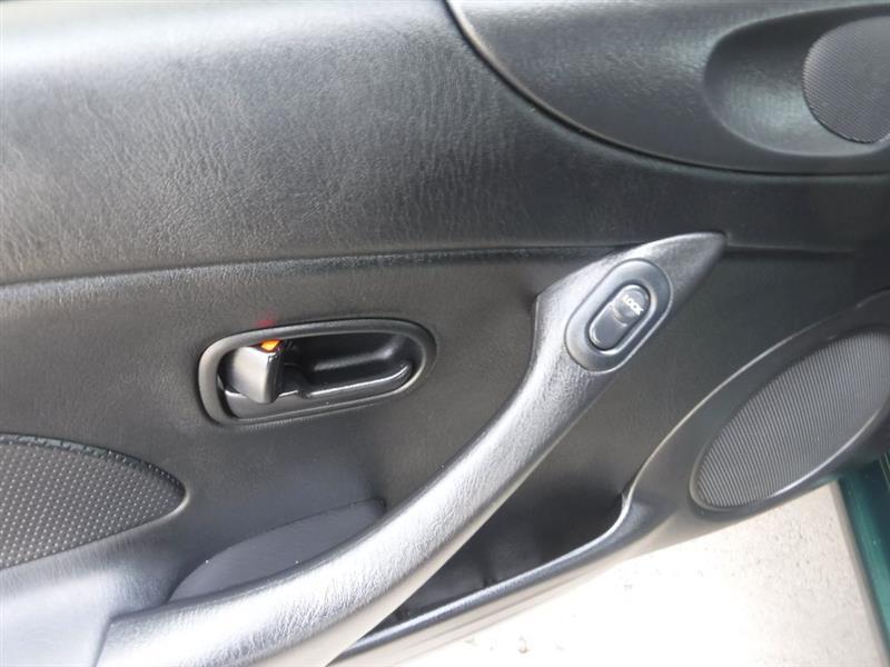 Mazda MX-5 Miata SE 2002