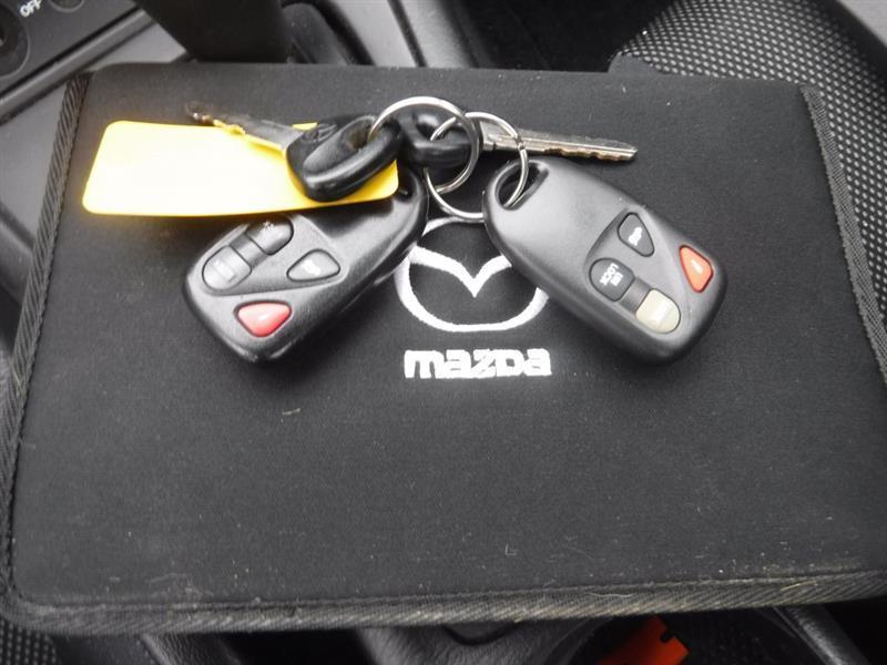 Mazda MX-5 Miata SE 2002