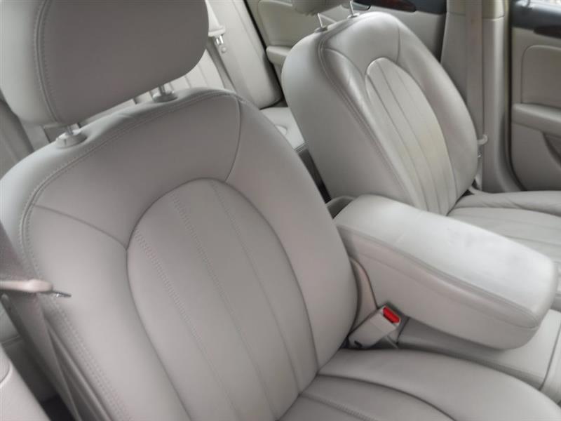 Buick Lucerne CXL V6 2006