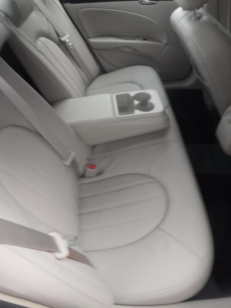 Buick Lucerne CXL V6 2006