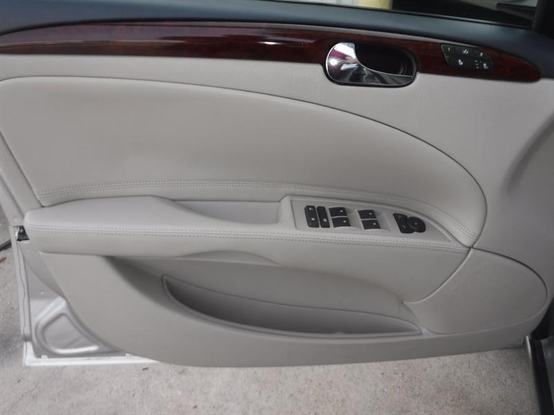 Buick Lucerne CXL V6 2006