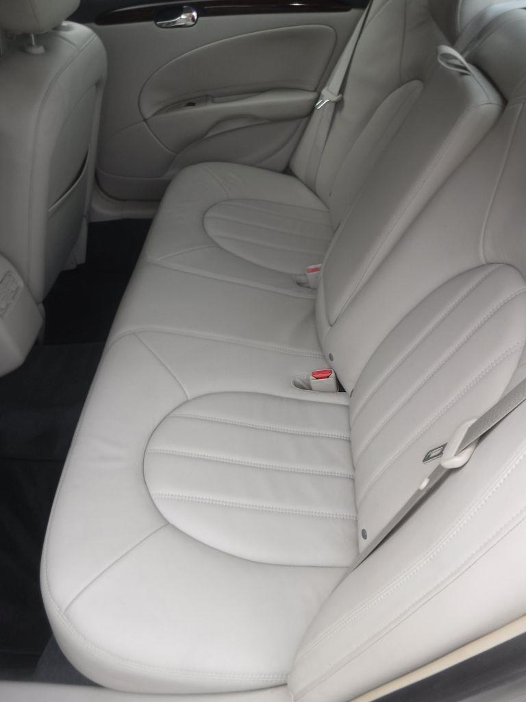 Buick Lucerne CXL V6 2006