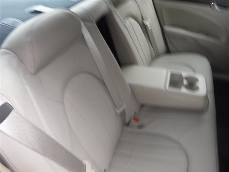 Buick Lucerne CXL V6 2006