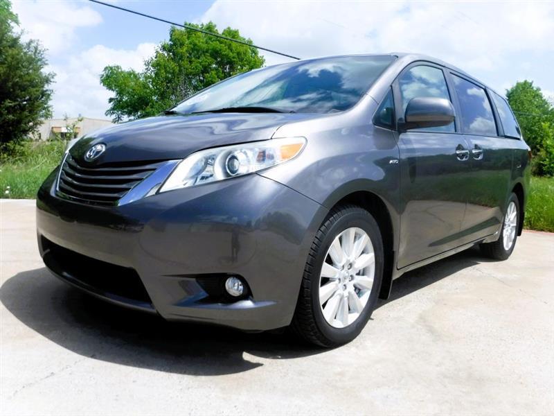 Toyota Sienna XLE 7-Passenger AWD 2017
