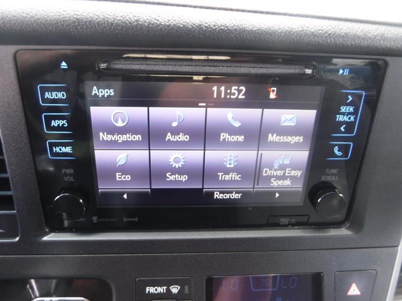 Toyota Sienna XLE 7-Passenger AWD 2017