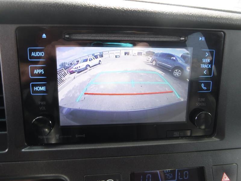 Toyota Sienna XLE 7-Passenger AWD 2017