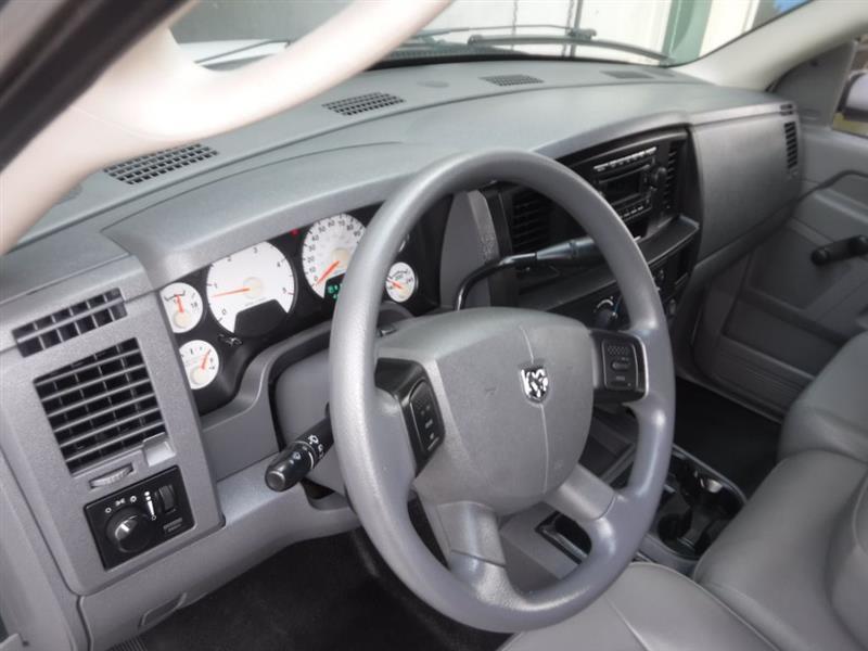 Dodge Ram 2500 SLT Quad Cab Short Bed 4WD 2009