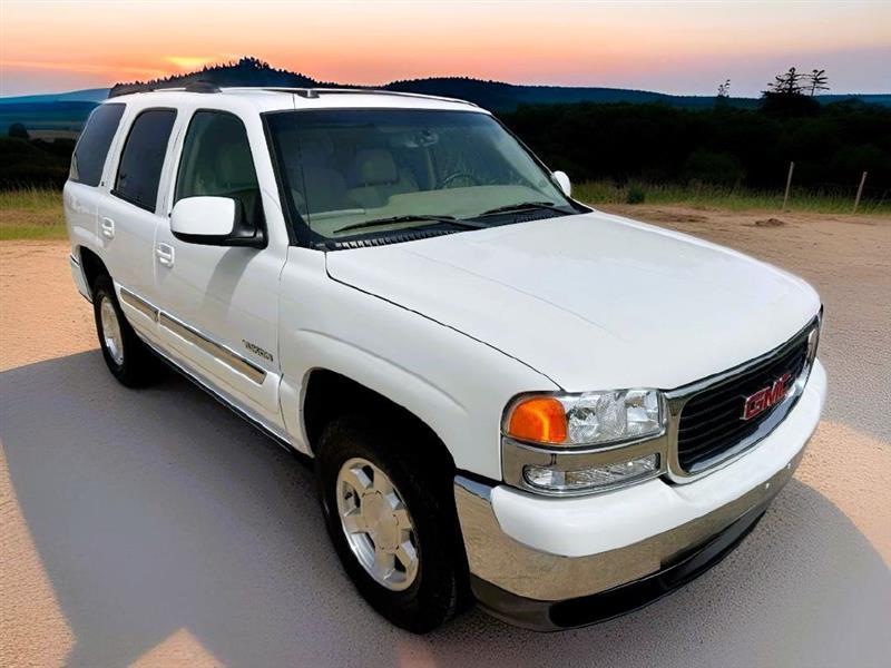 GMC Yukon SLT 4D SUV 4WD 2005