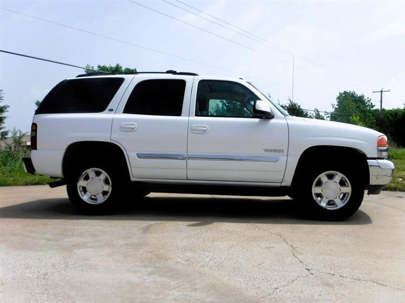 GMC Yukon SLT 4D SUV 4WD 2005